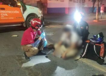 Dos accidentes con motociclistas dejan lesionados en Monterrey, Nuevo León