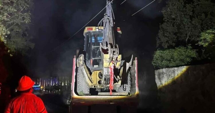 Dos trabajadores resultan lesionados tras tocar cables de alta tensión en Montemorelos, Nuevo León