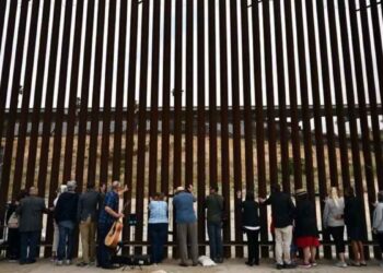 Estados Unidos emite nuevas exenciones legales para acelerar la construcción del muro fronterizo