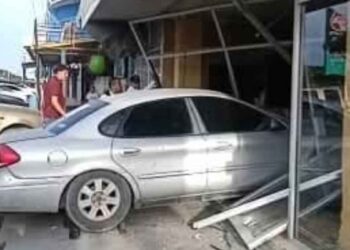 Río Bravo automóvil mueblería