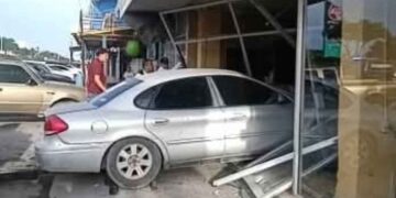 Río Bravo automóvil mueblería