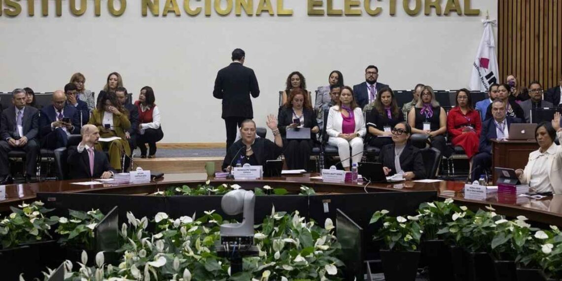 Finaliza el conteo de votos para magistrados de tribunales colegiados; juzgadores aún en proceso