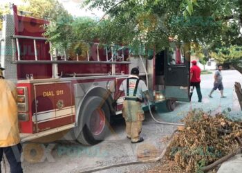 Incendio en vivienda alarma a vecinos en Ciudad Victoria