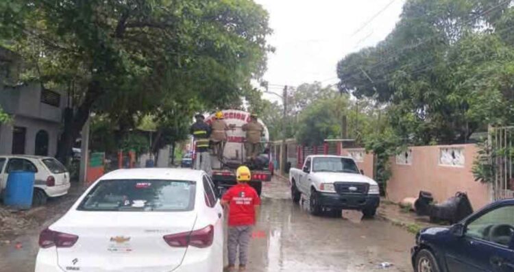 Fuego consume vivienda en Ciudad Madero, Tamaulipas