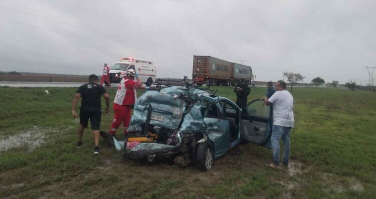 Guardia Estatal atiende accidente en el libramiento Villa Manuel-González con al menos 4 heridos