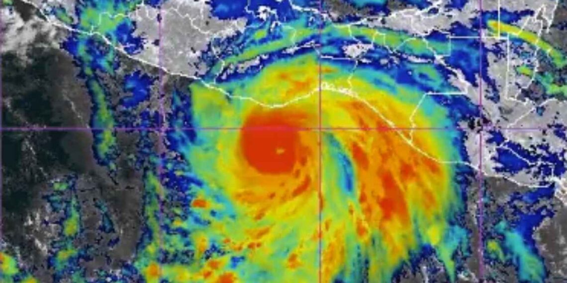 Huracán Erick sube a categoría 2: ¿Dónde habrá lluvias fuertes?