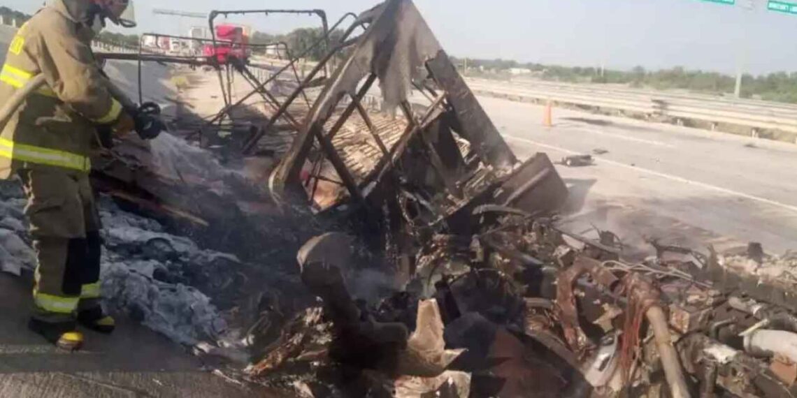 Identifican chofer murió autopista