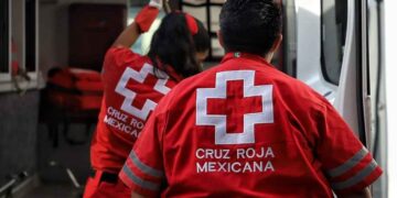 Incendio en vivienda deja 2 heridos en la colonia Residencial Roble en San Nicolás, Nuevo León