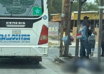 Joven cae de transporte público en movimiento y queda herido en Reynosa, Tamaulipas