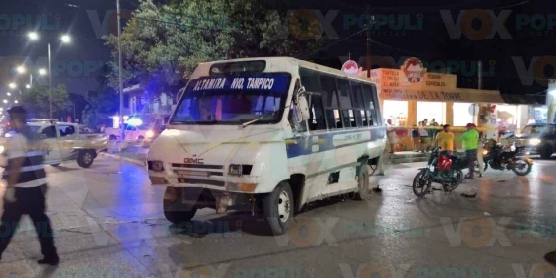 Accidente en moto deja jovencitos heridos en Altamira