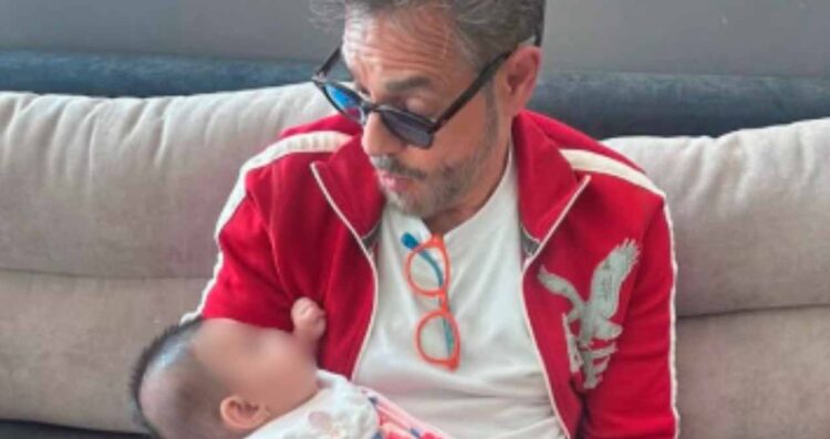 La pequeña Tessa cumple un año y la familia Derbez la llena de amor en redes