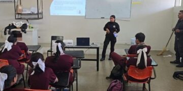 Lleva Guardia Estatal de Género plática para prevenir violencia en el noviazgo a secundaria de Ciudad Madero, Tamaulipas