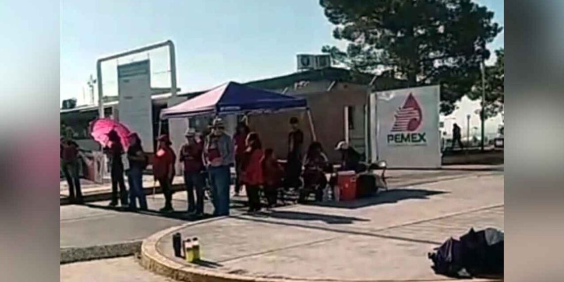 _Maestros bloquean plantas Chihuahua