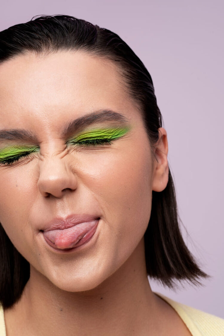 Productos virales: por qué cada vez más jóvenes apuestan al maquillaje resistente