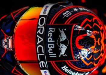 Max Verstappen usará casco azul especial en el GP de Austria