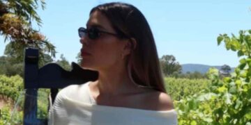 Michelle Salas celebra su cumpleaños 36 entre viñedos, familia y buena comida