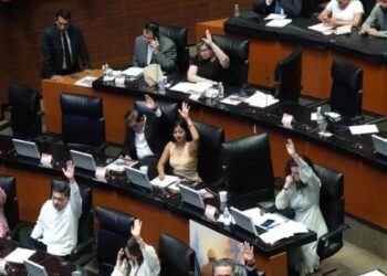 Morena defiende elecciones judiciales y propone sanciones para jueces que “no respondan al pueblo”