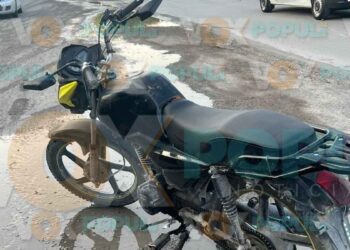 Motociclista derrapa en curva mojada y queda lesionado en Ciudad Victoria, Tamaulipas