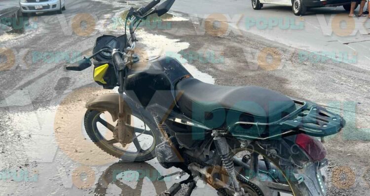 Motociclista derrapa en curva mojada y queda lesionado en Ciudad Victoria, Tamaulipas