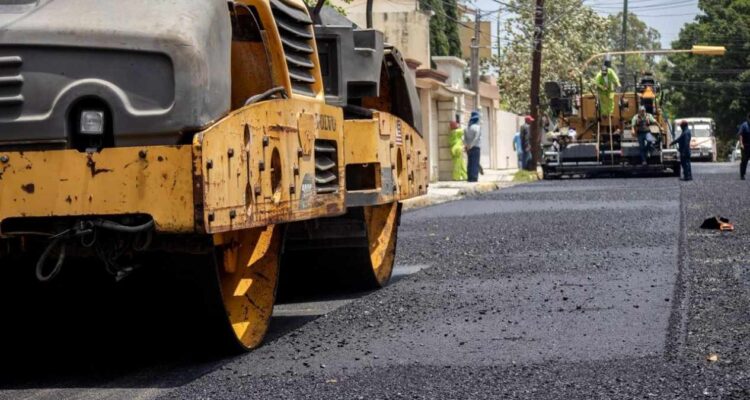 Obras de pavimentación en Ciudad Victoria