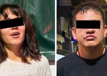 Pareja roba taxi Iztapalapa