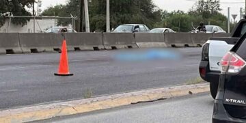 Peatón muere al ser atropellado en la Carretera a Nuevo Laredo