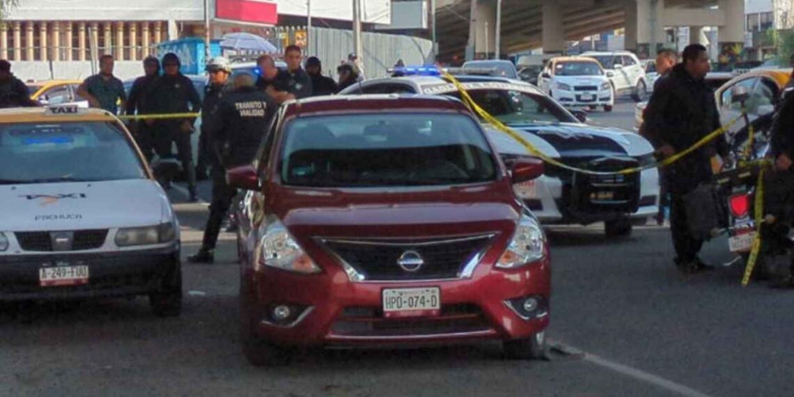 Pelea entre taxistas termina en homicidio en Pachuca