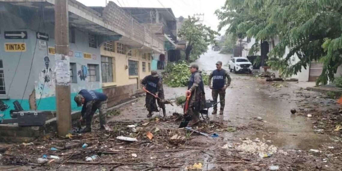 Protección Civil reporta afectaciones por Erick en 12 municipios de Oaxaca y Guerrero