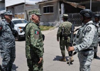 Refuerzan seguridad en Sinaloa con elementos federales y militares
