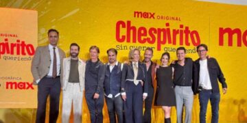 Roberto Gómez Fernández evita hablar de Florinda Meza y su ausencia en bioserie