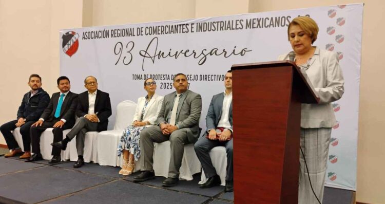 Rosa Edith Deantes asume presidencia de ARCIM Tampico con llamado a la unidad empresarial