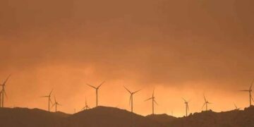 Suspenden clases en Mexicali por mala calidad del aire causada por incendios en Tecate
