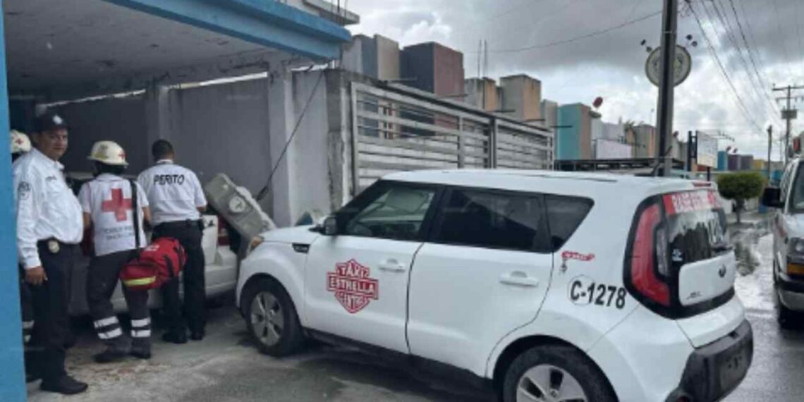 Taxista derrapa y termina arrollando a mujer en Matamoros, Tamaulipas