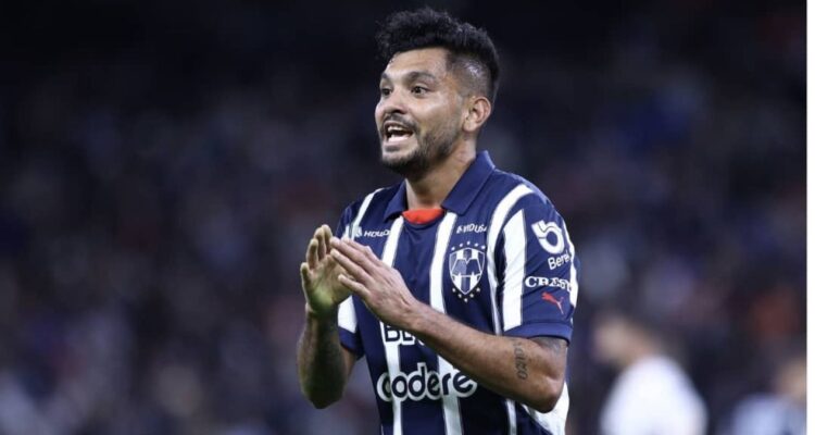 Tecatito Corona Rayados