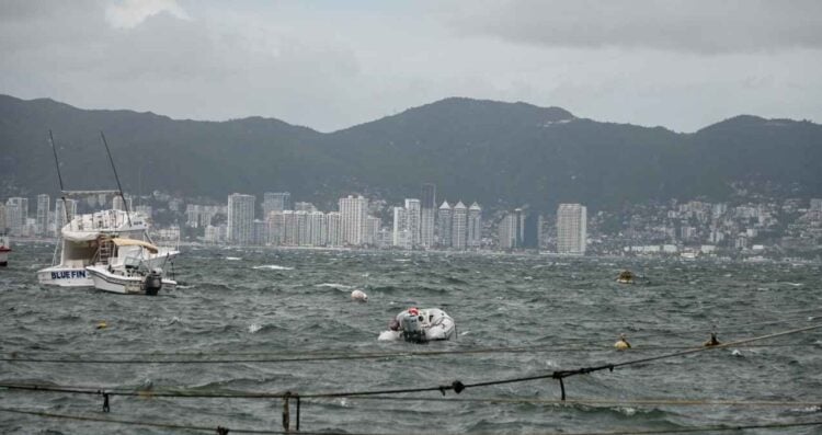 Tormenta Dalila deja lluvias y cierre de escuelas en Acapulco