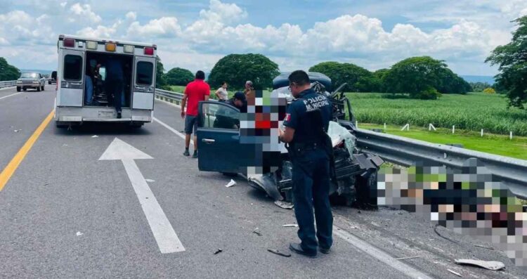 Tráiler embiste a familia en Tamuín S.L.P; hay dos muertos y dos lesionados