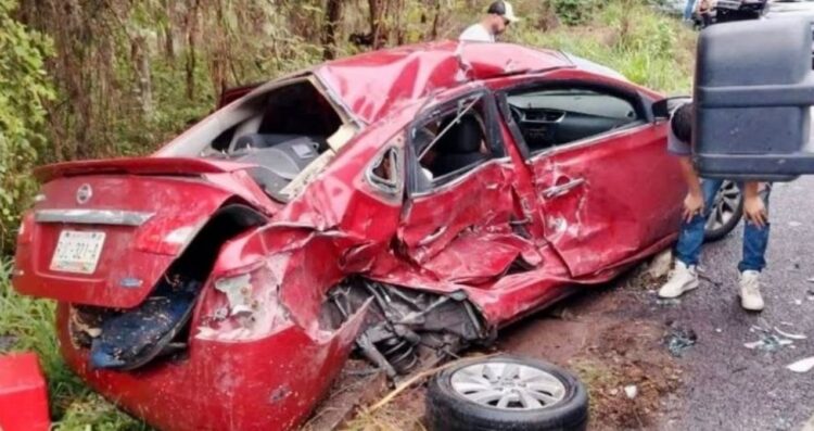 Tres maestras mueren en accidente en la carretera Tepic–Mazatlán
