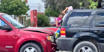 Tres vehículos chocan en Matamoros, Tamaulipas; dejó daños materiales