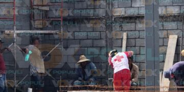 accidente de albañil en Victoria