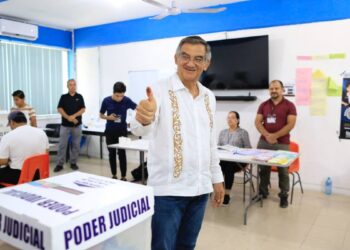 Américo Villarreal en elección judicial