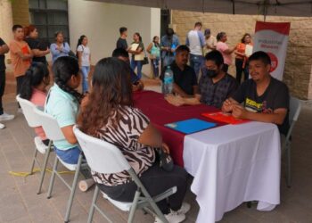 bolsa de trabajo Nuevo Laredo