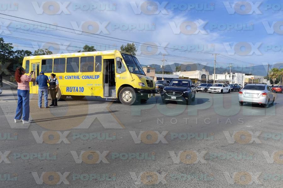 choque contra camioneta en Ciudad Victoria
