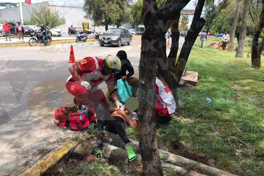 choque de motociclista en Victoria hoy