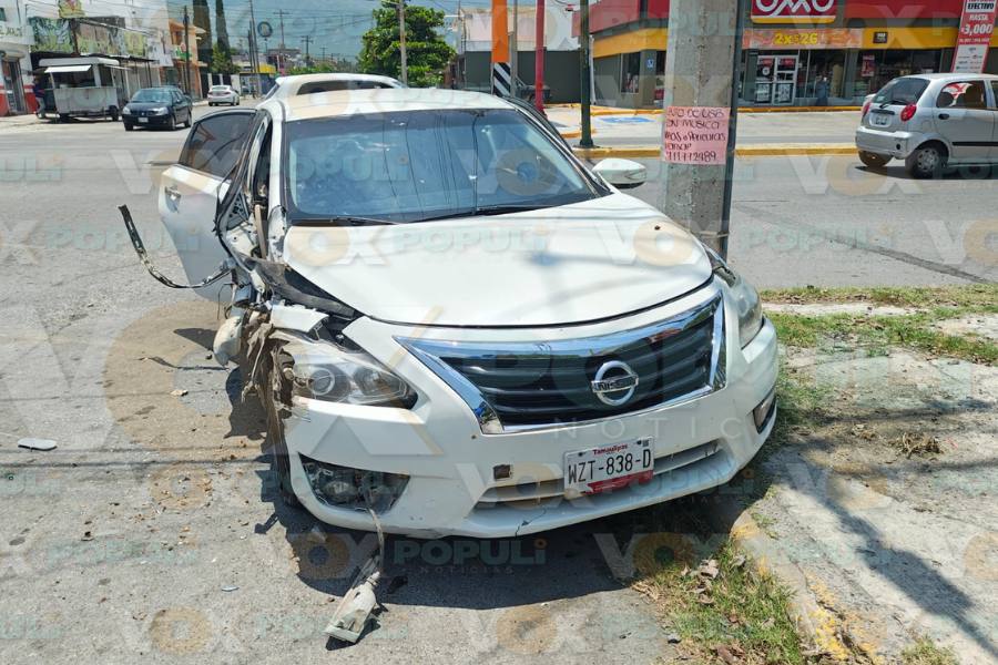 estudiantes chocan en Victoria