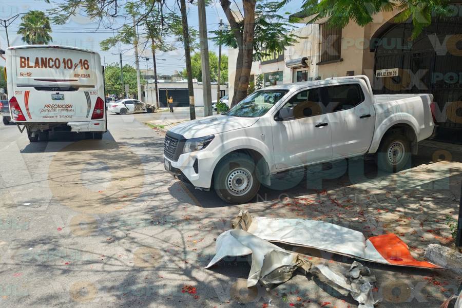 estudiantes chocan en Victoria