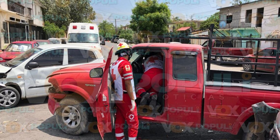 fuerte choque hoy en Victoria