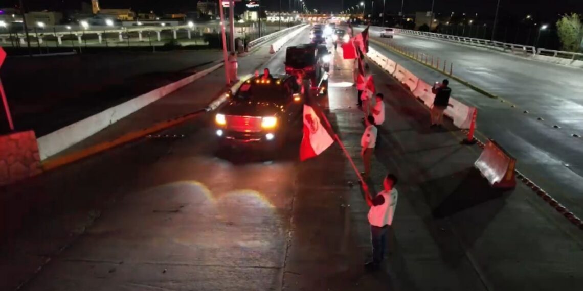 migrantes regresan Nuevo Laredo