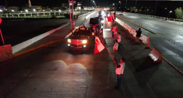 migrantes regresan Nuevo Laredo