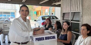 Mónica Villarreal en elección judicial
