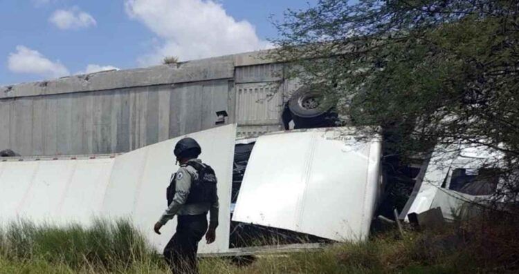 muere trailero Anáhuac